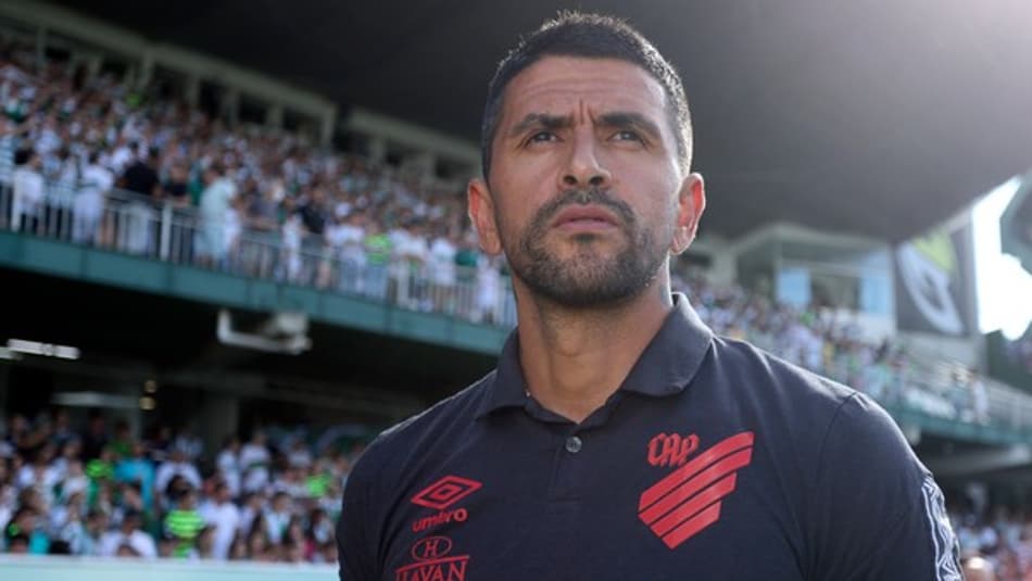 Veja os pontos que teriam pesado para a possível chegada de Lucho González no Ceará