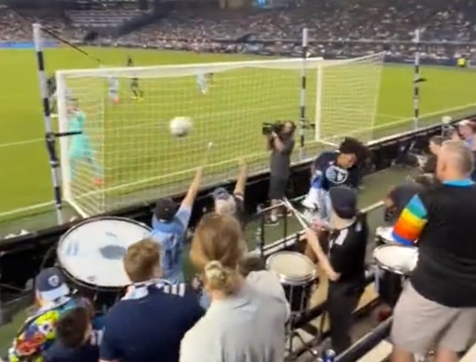 Na MLS, torcedora tem concussão cerebral após levar bolada