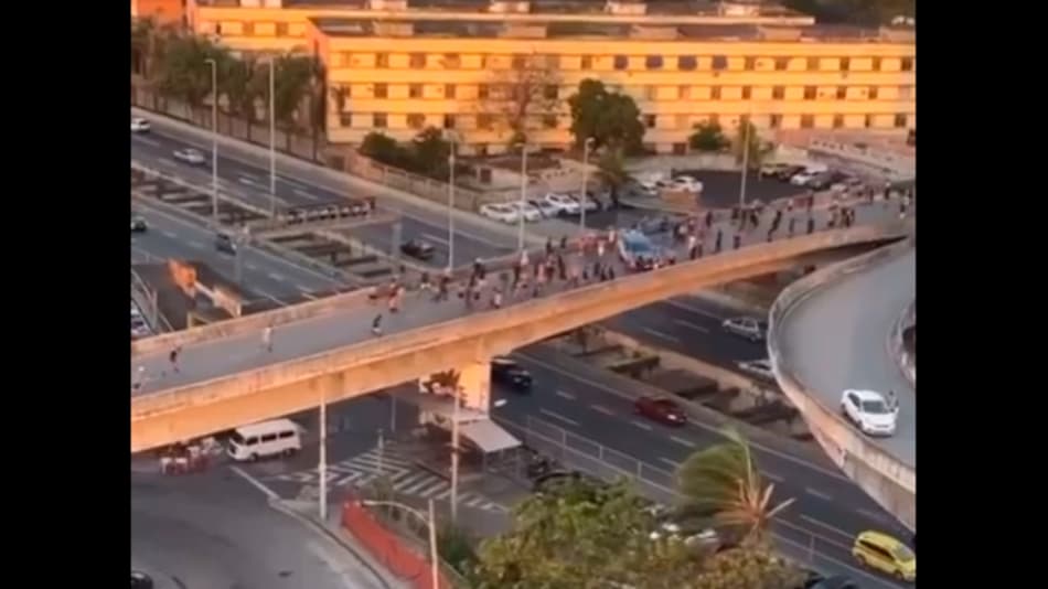 Botafogo x Flamengo: confusão e correria entre torcedores marcam momentos antes do clássico