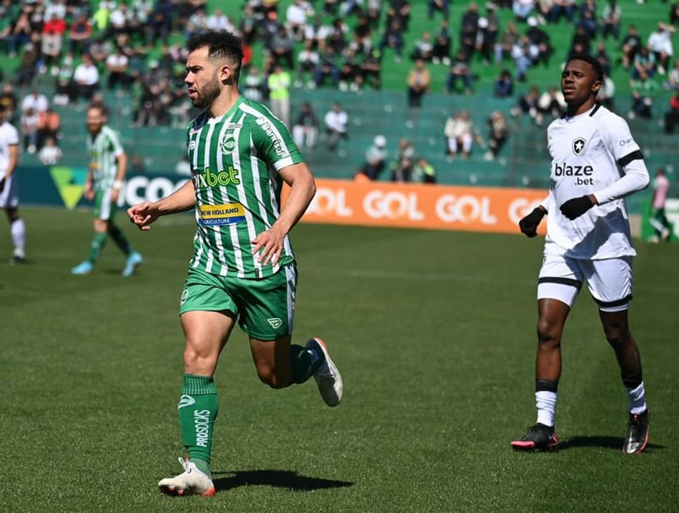 Rodrigo Soares se espelha em reação do Fortaleza e analisa momento do Juventude no returno do Brasileirão