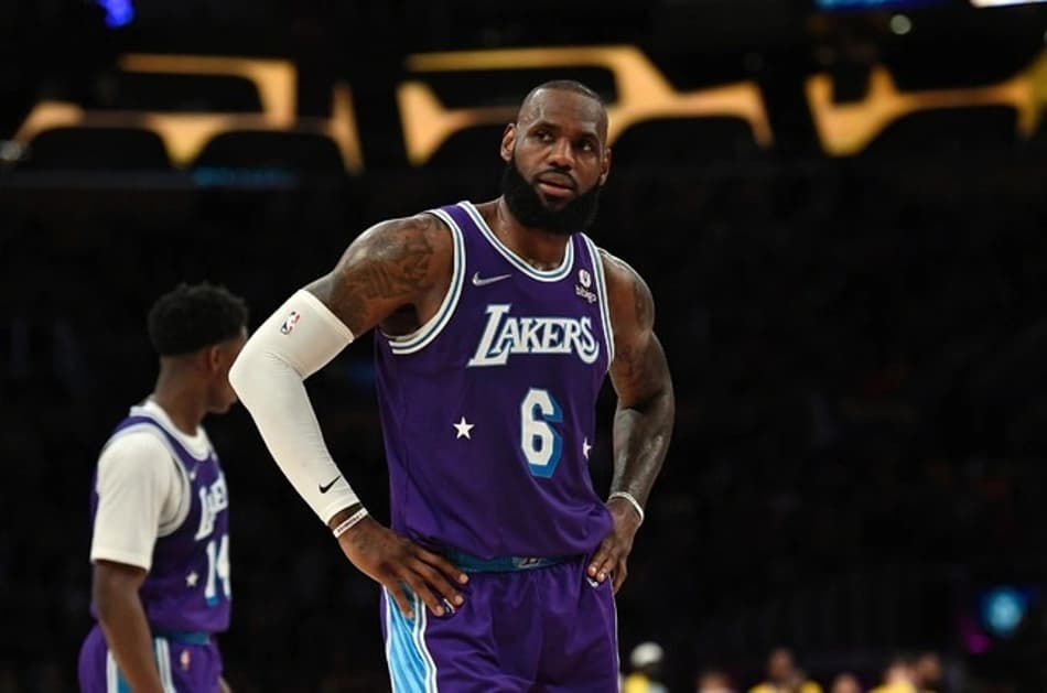 Skip Bayless: “LeBron prejudicou o Lakers tanto quanto Russell Westbrook”