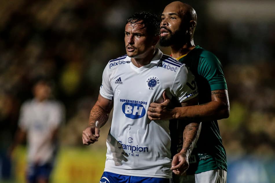 VÍDEO: os melhores momentos do empate do Cruzeiro com o Sampaio Corrêa pela Série B