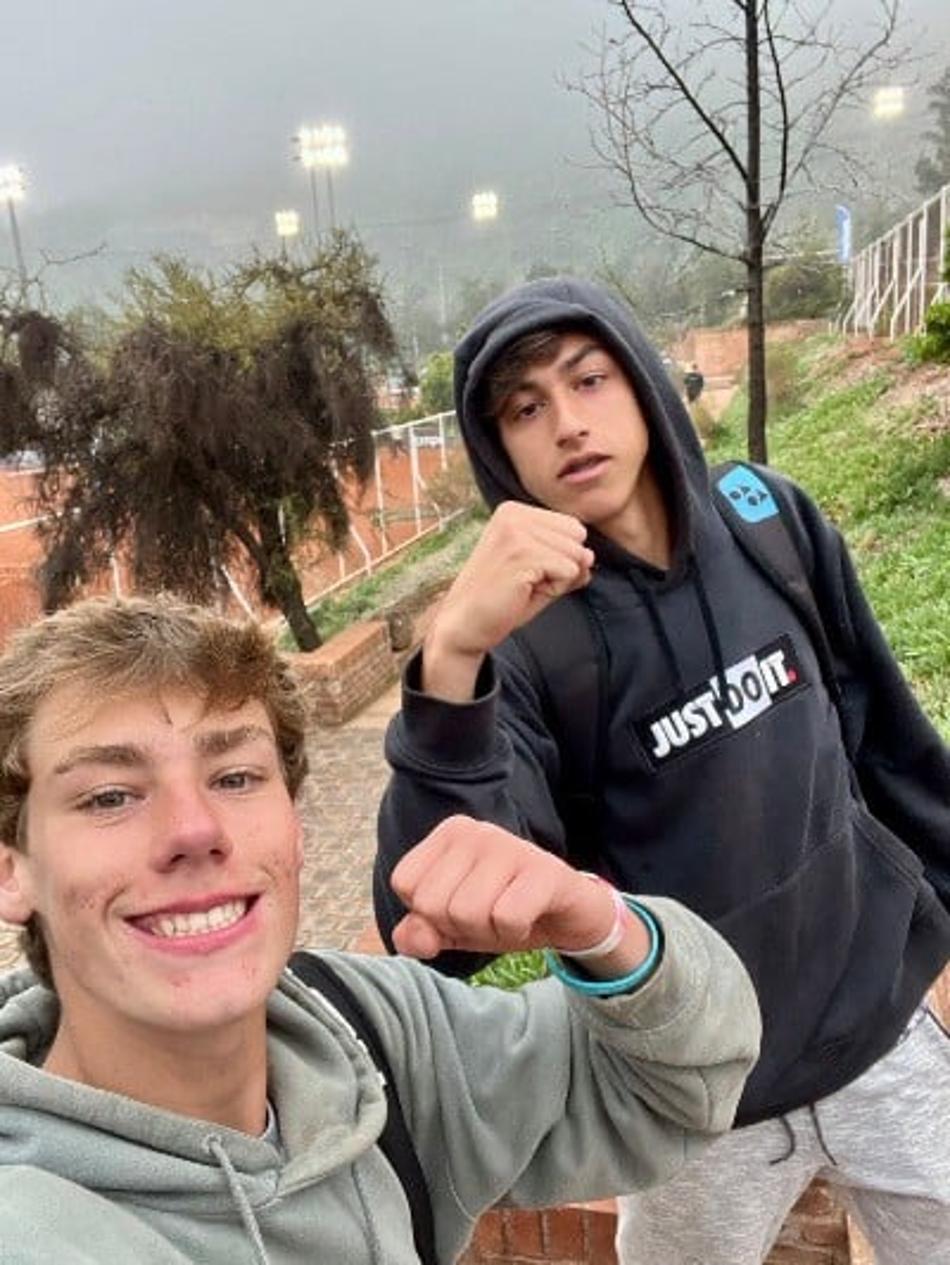 Davi Carlos de cinza após vaga na final em Santiago