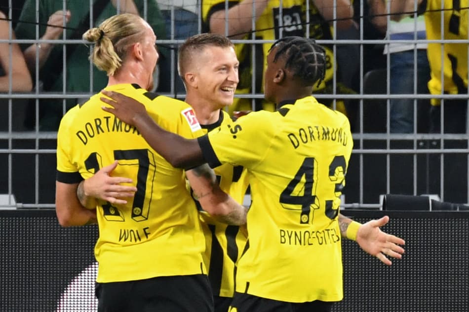 Com gol de Reus, Borussia Dortmund vence o Hoffenheim e dorme na liderança da Bundesliga