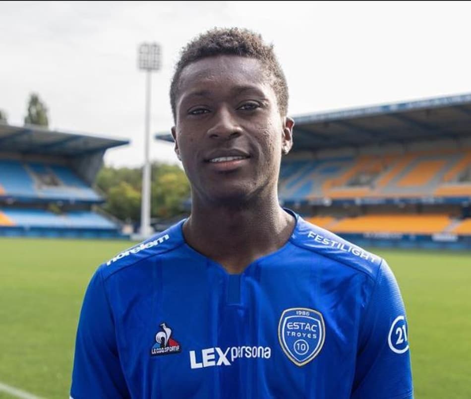 Lembra dele? Ex-Fla, Marlos Moreno é anunciado por novo clube