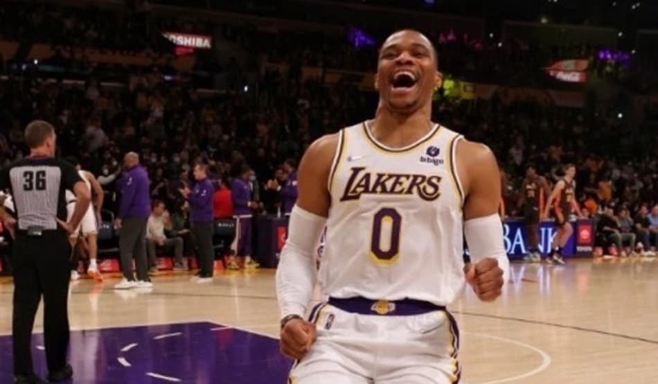 Lakers deverá utilizar Russell Westbrook se não fechar troca