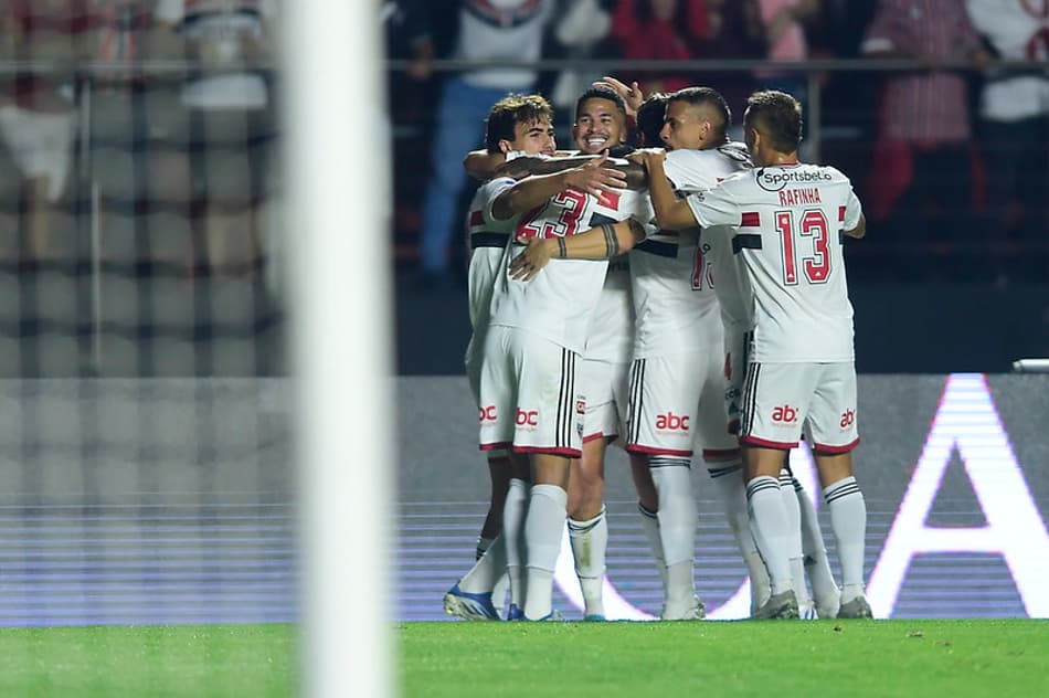 São Paulo precisa de feito incomum em casa na temporada para avançar à final da Sul-Americana