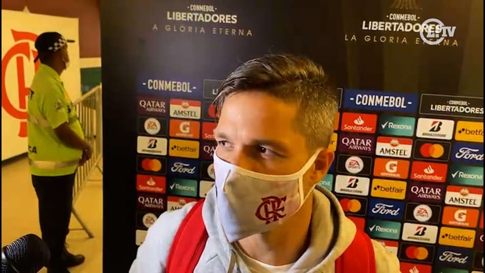 Após classificação do Flamengo, Diego Ribas não descarta aposentadoria no fim da temporada