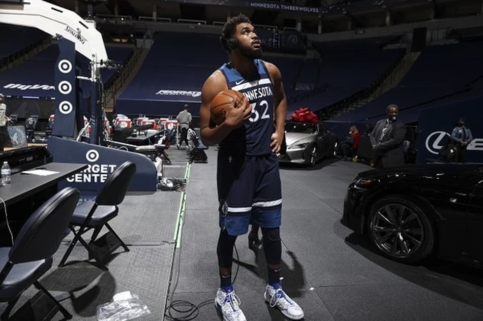 Karl-Anthony Towns: “sou um dos melhores jogadores ofensivos da história”