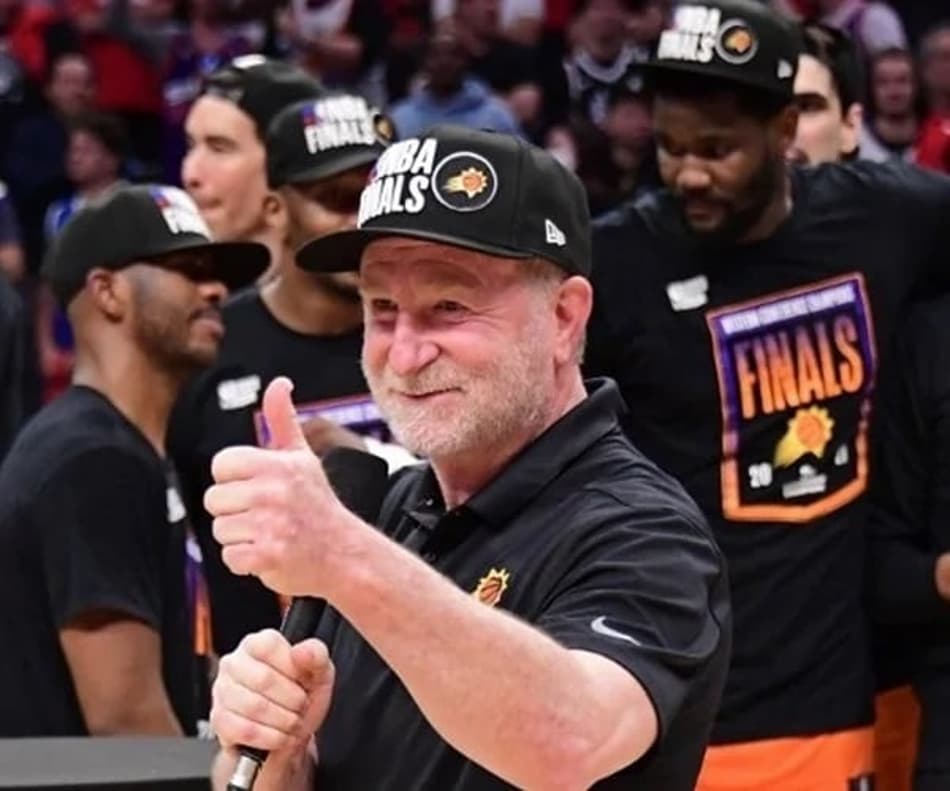 Por racismo e misoginia, dono do Suns é suspenso por um ano pela NBA