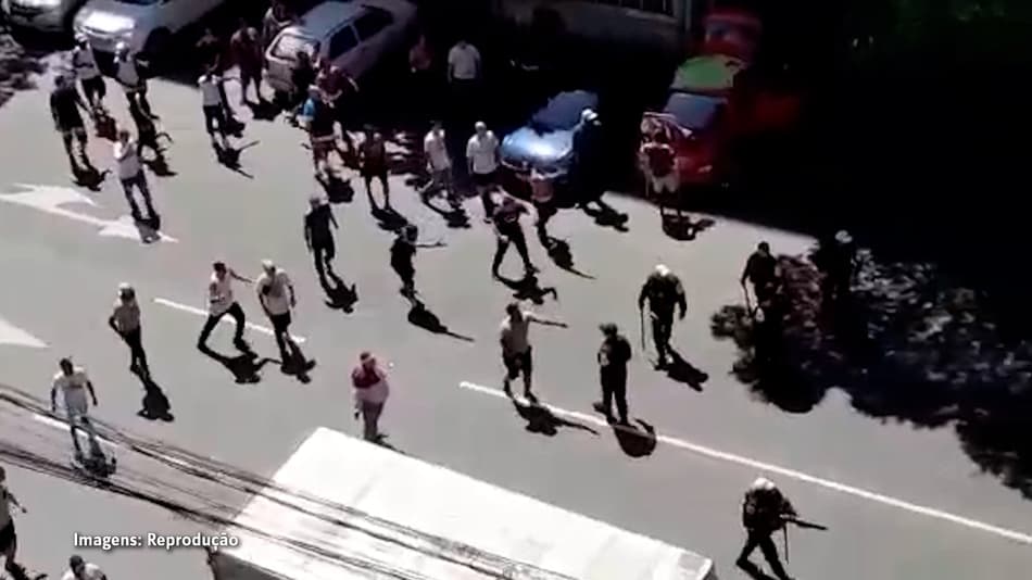 VÍDEO: Torcidas de Flamengo e Fluminense entram em conflito antes do clássico
