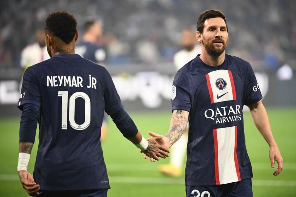 Messi marca no início, e PSG vence clássico contra o Lyon no Francês