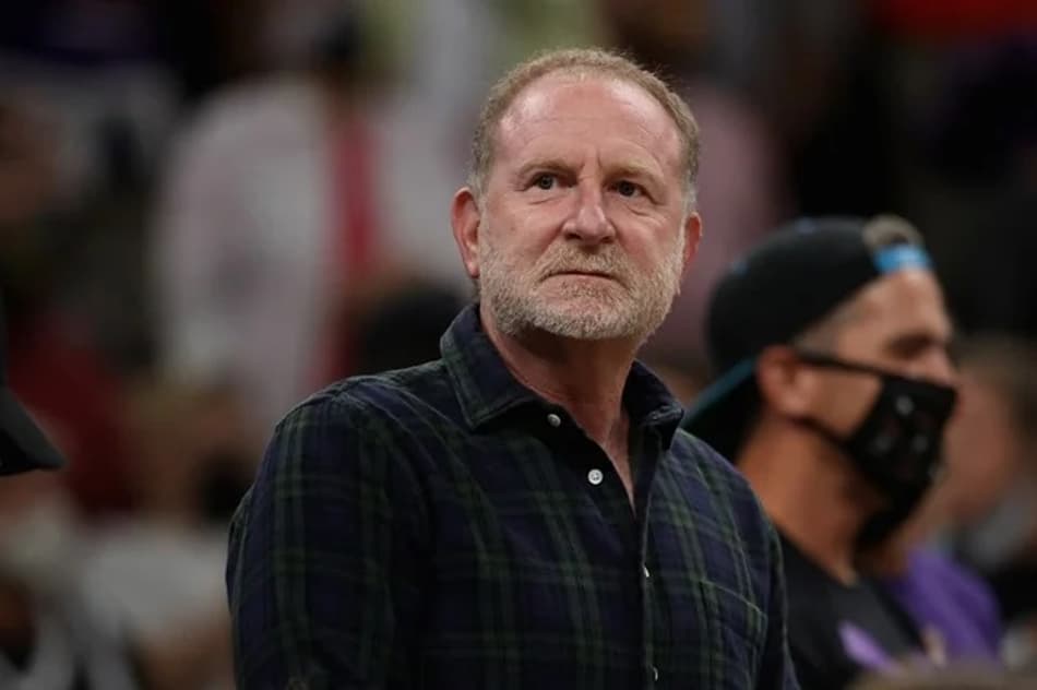 Pressionado após escândalo, Robert Sarver coloca Suns à venda