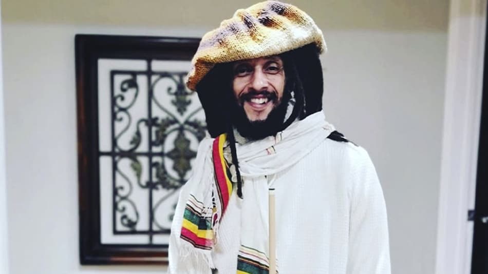 Filho de Bob Marley recebe camisa de time brasileiro: confira famosos que têm carinho por clubes do Brasil