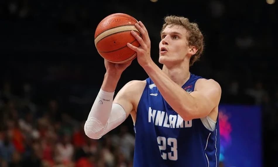 “Fiquei em choque após troca para o Jazz”, revela Lauri Markkanen