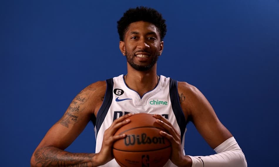 Christian Wood não deve renovar contrato com o Mavericks, diz jornalista