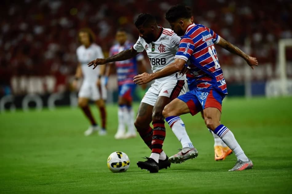 VÍDEO: os melhores momentos da vitória do Fortaleza sobre o Flamengo pelo Brasileirão