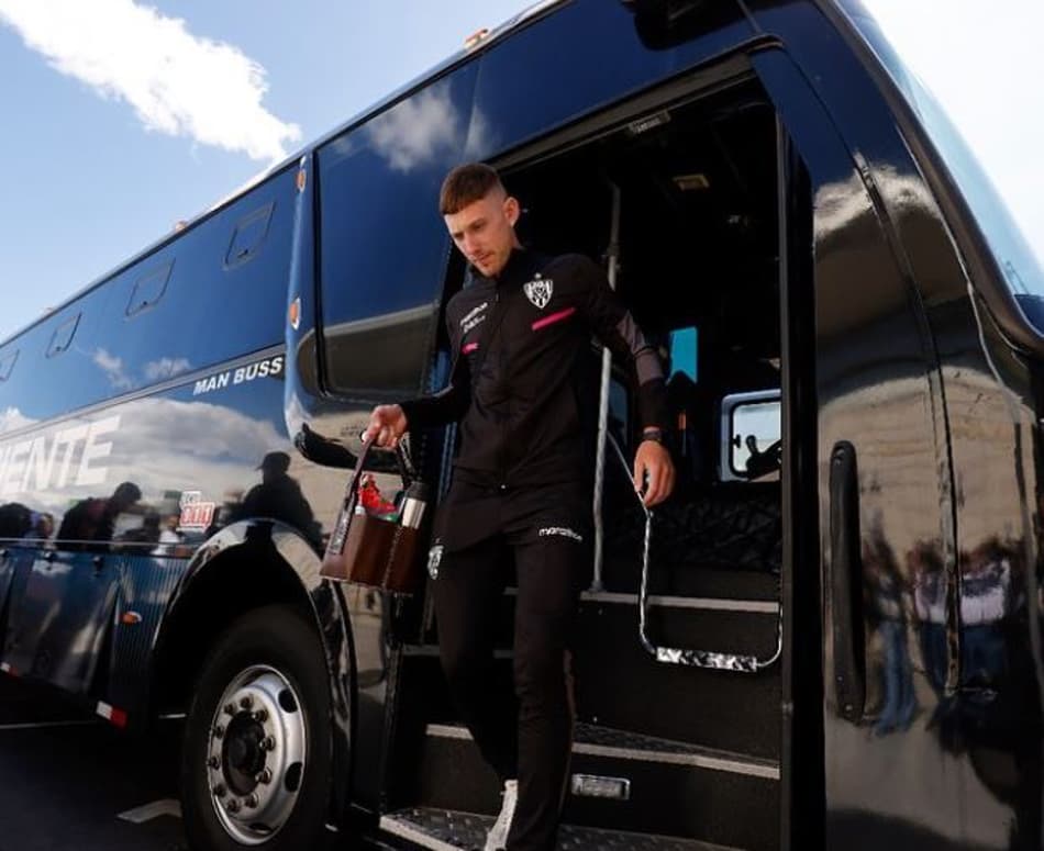 Del Valle tem embarque para final da Sul-Americana bem diferente do São Paulo