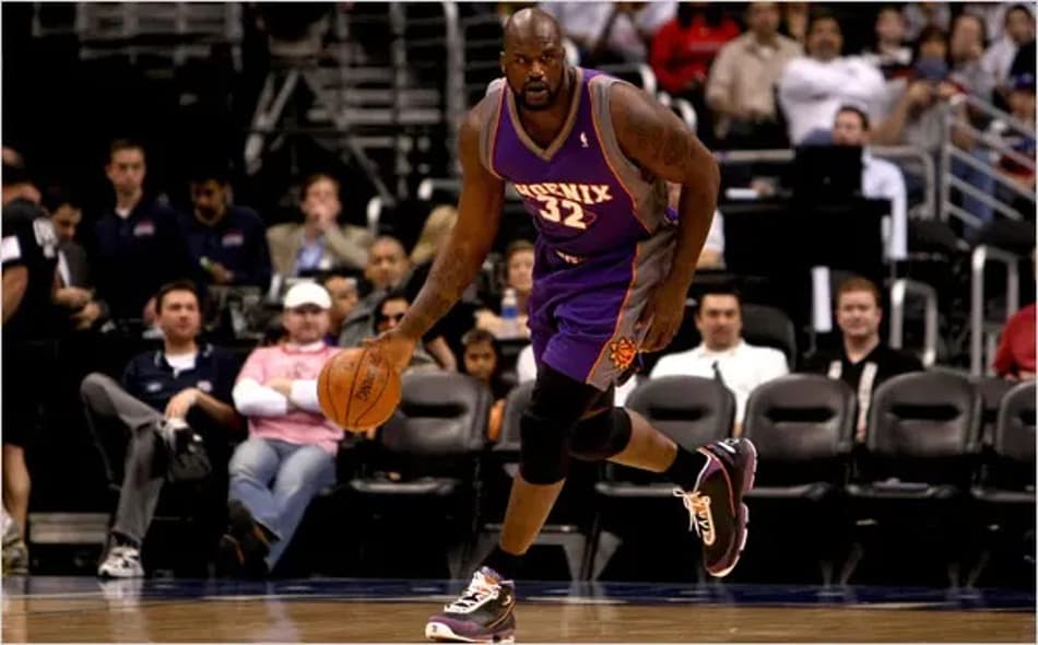 Shaquille O'Neal e Jeff Bezos aparecem como possíveis compradores do Suns
