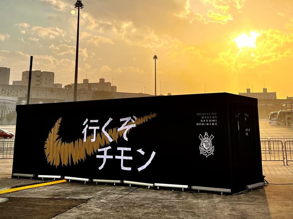 Em lançamento de camisa, Corinthians promove ação dedicada ao Mundial no Japão: Veja imagens