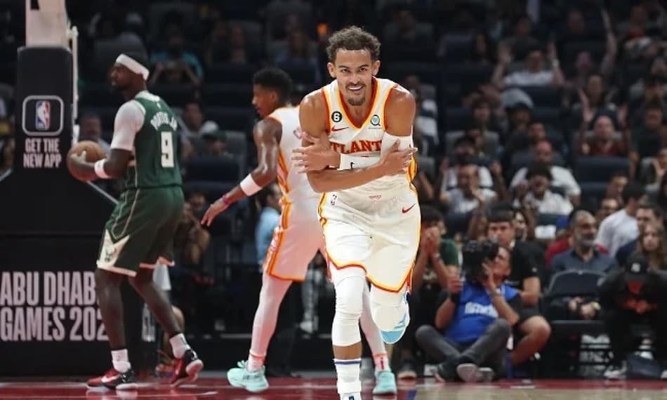 Trae Young "destrói" primeiro tempo e Hawks passa pelo Bucks