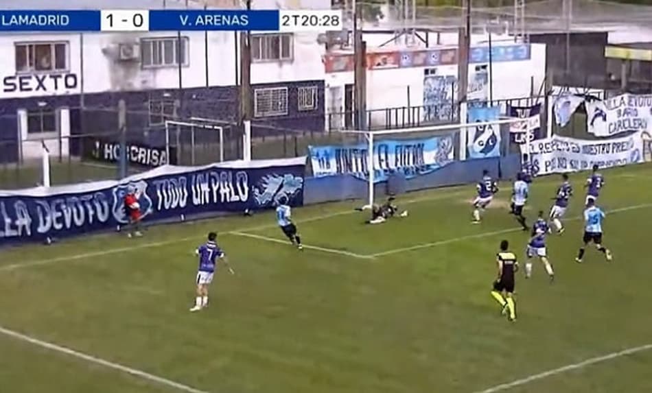 Chute para fora é confirmado como gol na Argentina