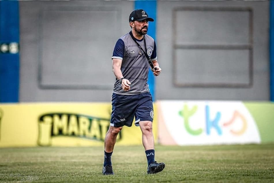 Preparado, Luizinho Lopes foca em novos desafios no futebol