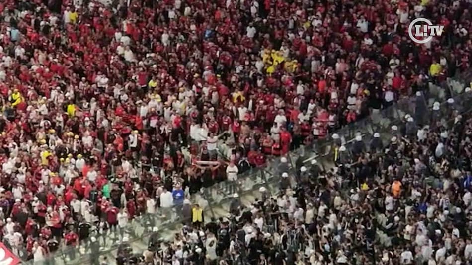 Torcedor do Flamengo que atirou bomba na torcida do Corinthians é detido