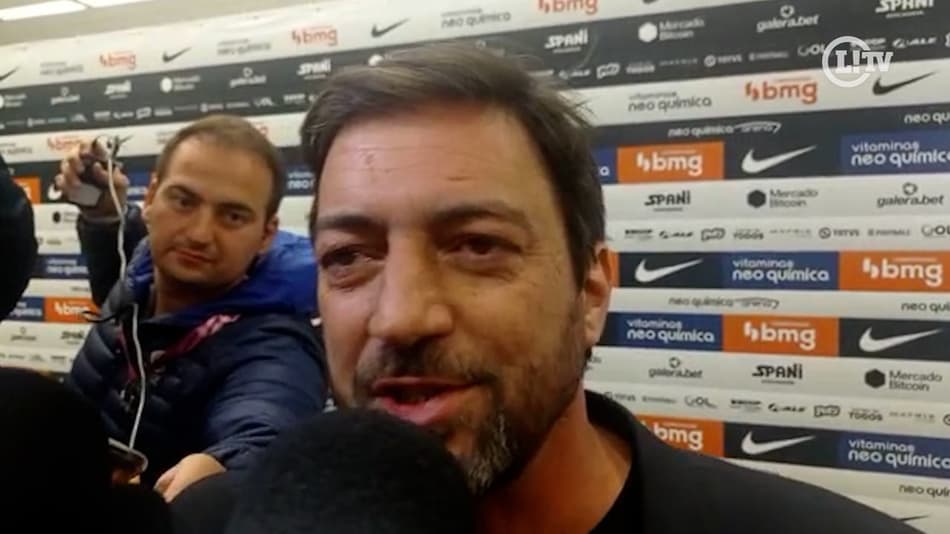 Duílio esbraveja com arbitragem na final da Copa do Brasil: ‘Corinthians foi muito prejudicado’