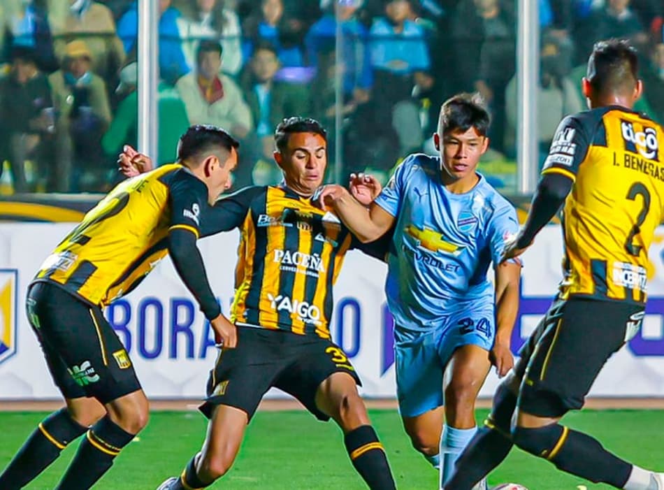 The Strongest e Bolívar fazem clássico alucinante de oito gols