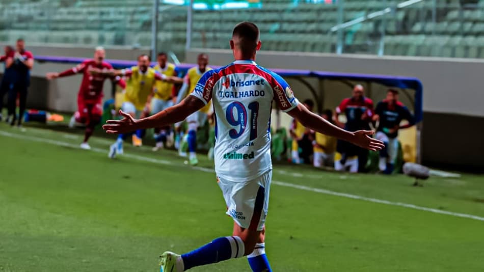 Com dois de Thiago Galhardo, Fortaleza vence o América-MG pelo Brasileirão