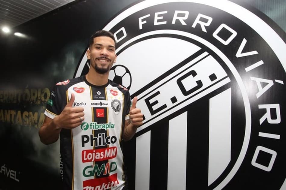 Agora no Operário, Paulo Victor supera marca pessoal e atinge seu melhor desempenho ofensivo