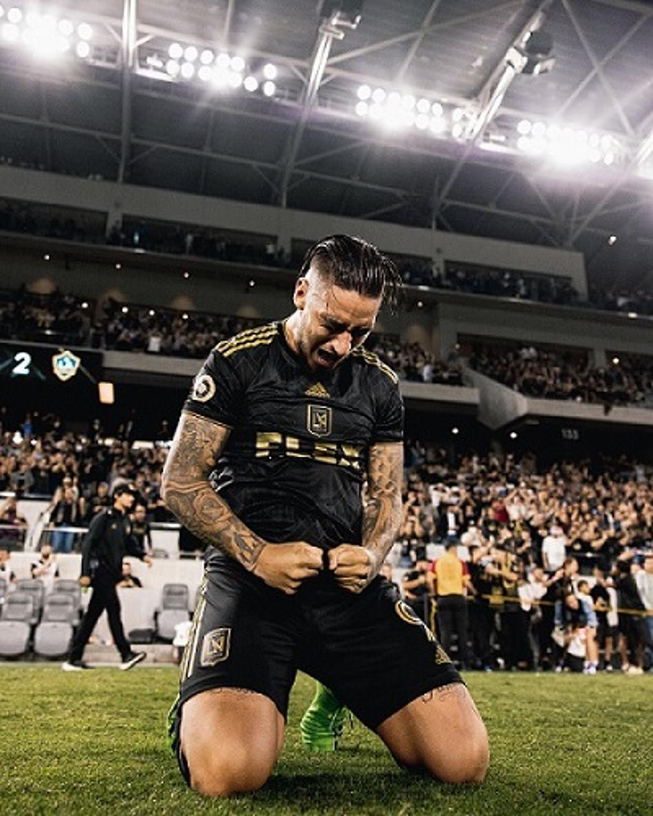 Atacante colombiano sondado pelo Corinthians marca gol decisivo na MLS; assista