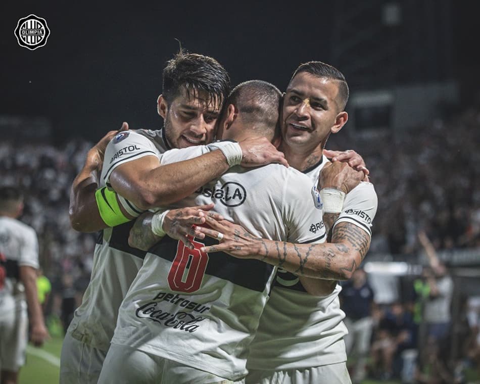 Olimpia vence e esquenta briga por título do Clausura 2022