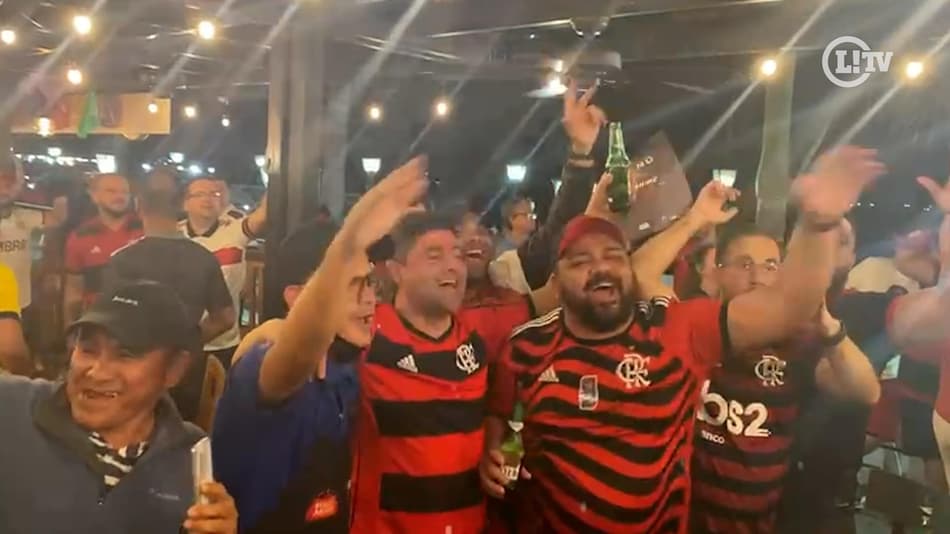 VÍDEO: Torcida do Flamengo se reúne e faz festa em Guayaquil, palco da final da Libertadores
