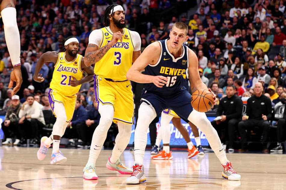 Nikola Jokic brilha e Nuggets vence Lakers