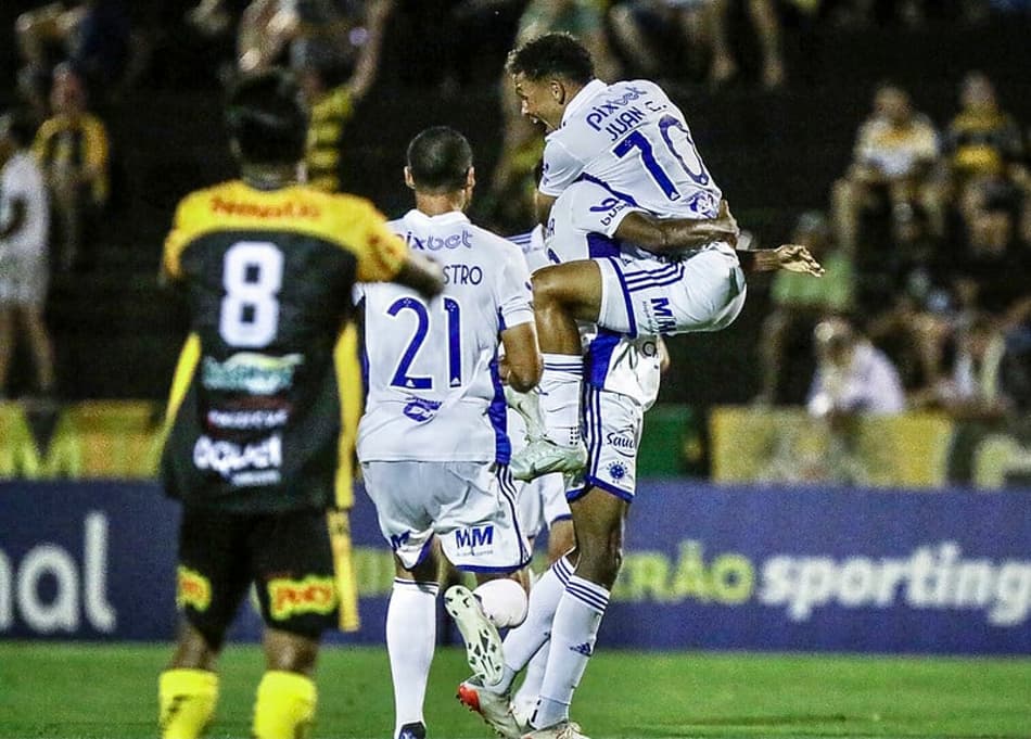 De virada, Cruzeiro goleia Novorizontino-SP pela penúltima rodada da Série B