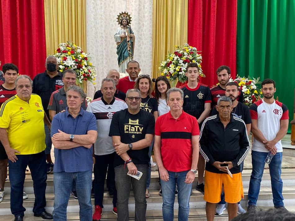 VÍDEO: Diretoria do Flamengo é abençoada em Igreja de São Judas Tadeu, em Guayaquil