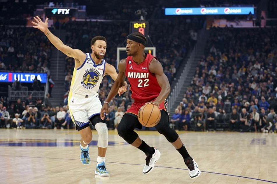 Heat supera triplo-duplo de Stephen Curry e vence Warriors