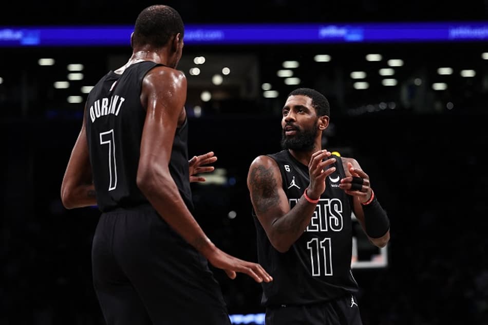 Kevin Durant critica postura do Nets sobre Kyrie Irving