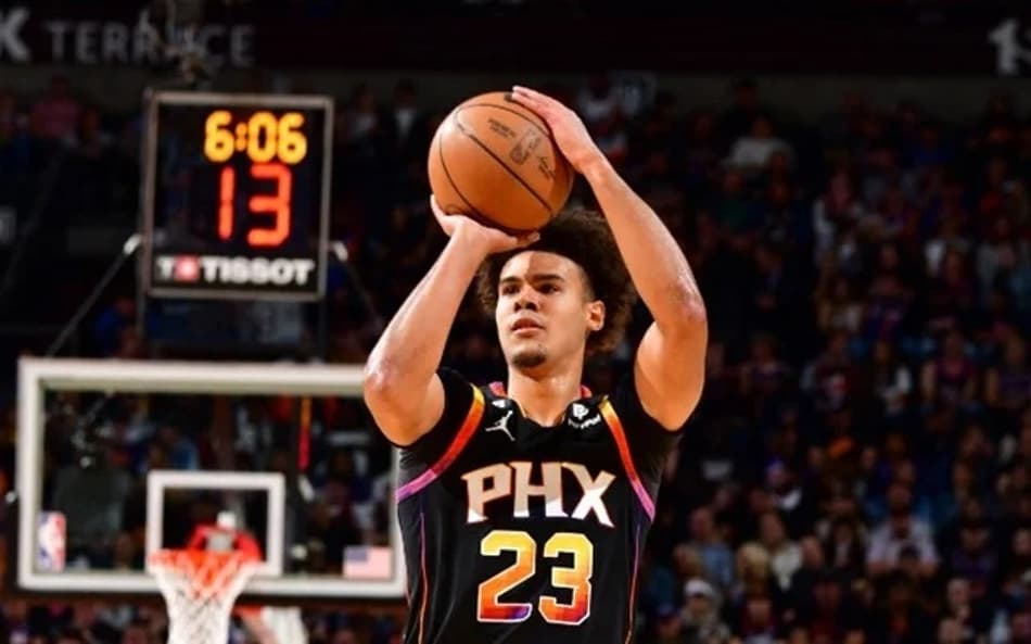 Após cirurgia, Cameron Johnson desfalca Suns por até dois meses