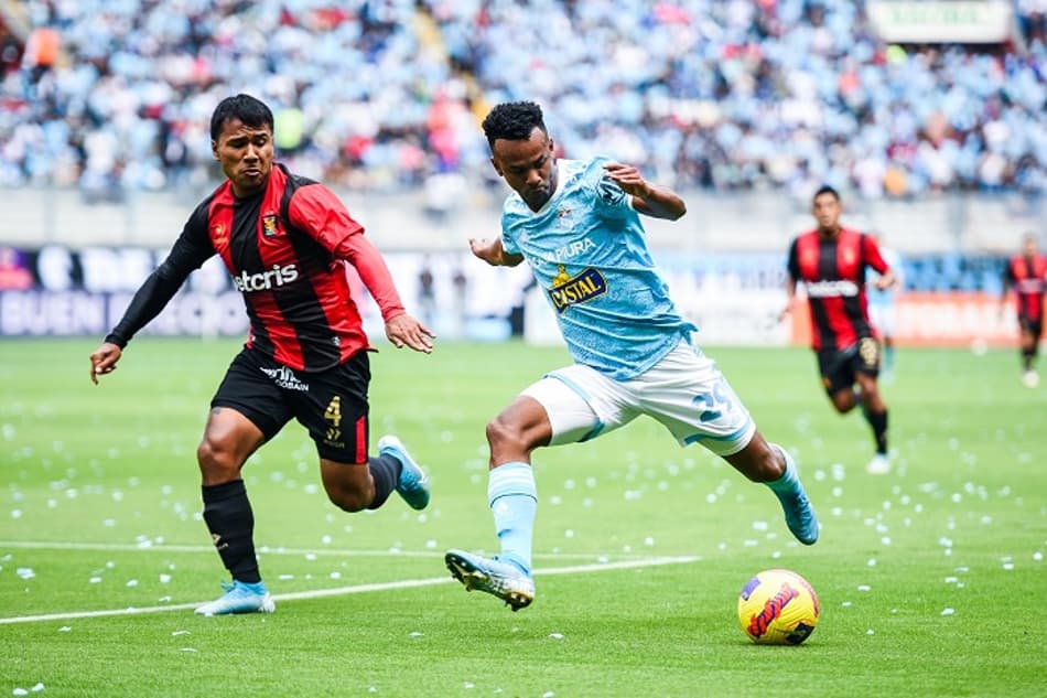 Melgar volta a bater o Sporting Cristal e fará decisão do Campeonato Peruano com o Alianza Lima