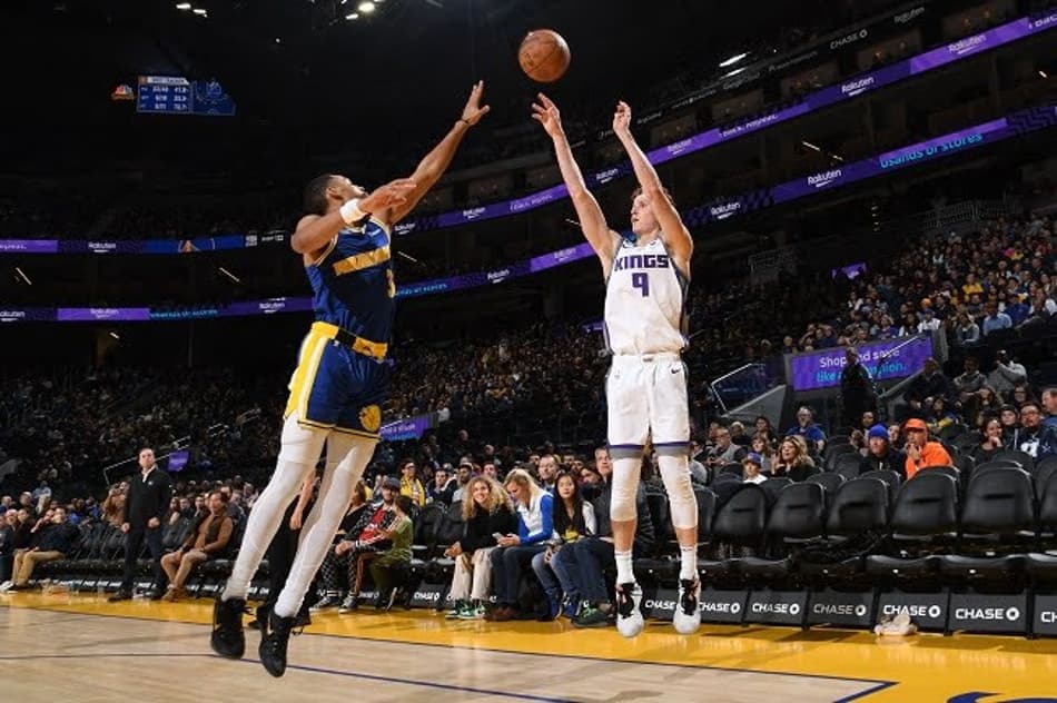 NBA confirma erro da arbitragem no jogo entre Kings e Warriors