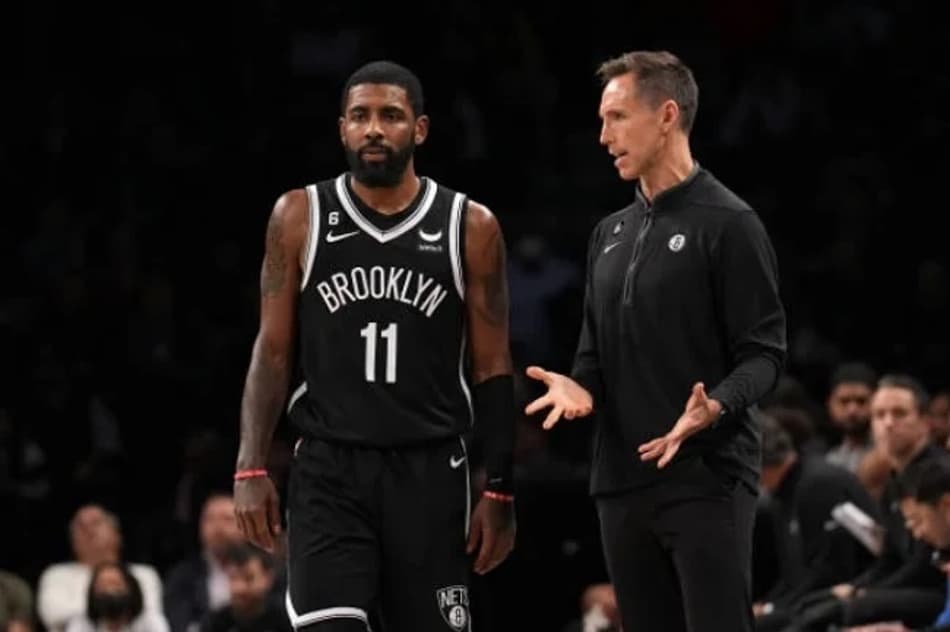 Kyrie Irving teria ignorado Steve Nash dez vezes durante jogo do Nets