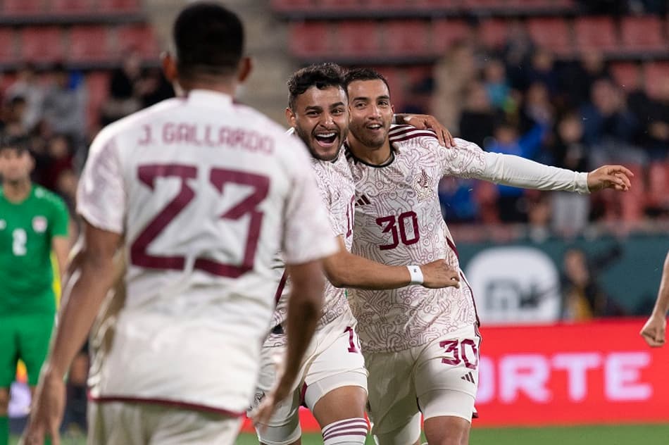 México goleia Iraque em penúltimo amistoso antes da Copa