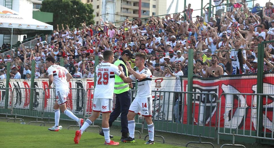 VÍDEO: confira os gols da goleada do São Paulo sobre o Goiás pelo Brasileirão