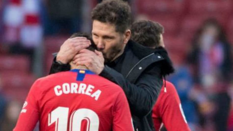 Não convocado por Scaloni, argentino recebe mensagem de conforto de Simeone