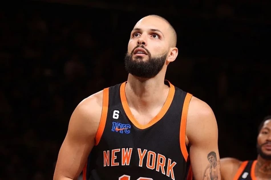 Evan Fournier perde espaço na rotação do Knicks