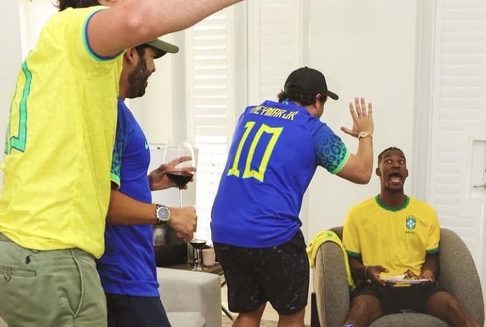Astro da NBA, Jimmy Butler vibra com gol de Richarlison na Copa