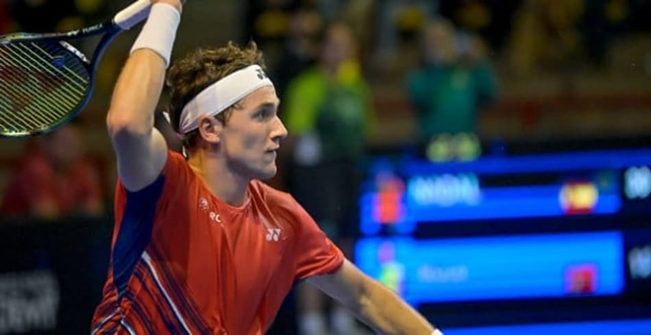 Ruud derrota Nadal em exibição em Quito